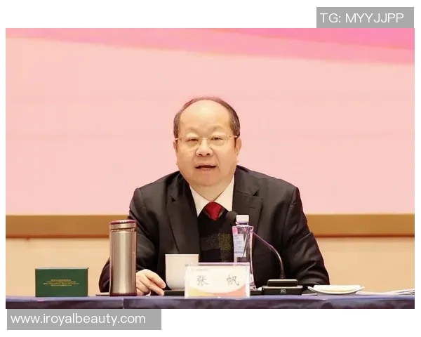 张帆的奋斗历程与人生哲学：从平凡到卓越的成长之路