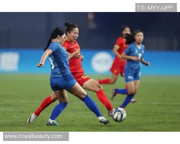 芬兰女足迎战中国女足精彩对决展现女子足球魅力与实力较量